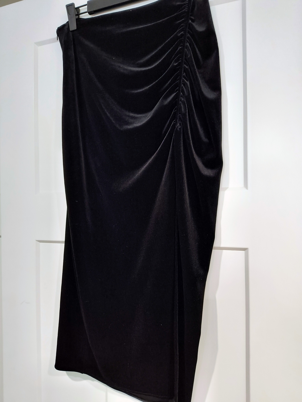Zara Black Velvet Ruched Maxi Skirt - Picture 4 of 7